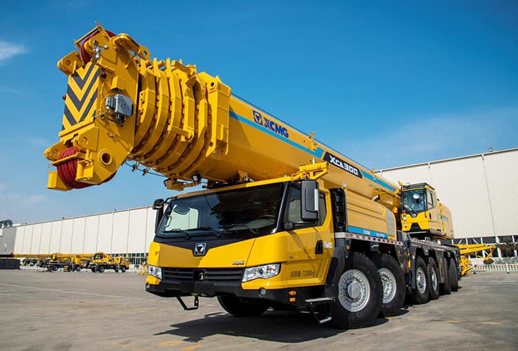 XCMG Official 300 Ton hydraulic truck crane XCA300 New All Terrain Crane Price